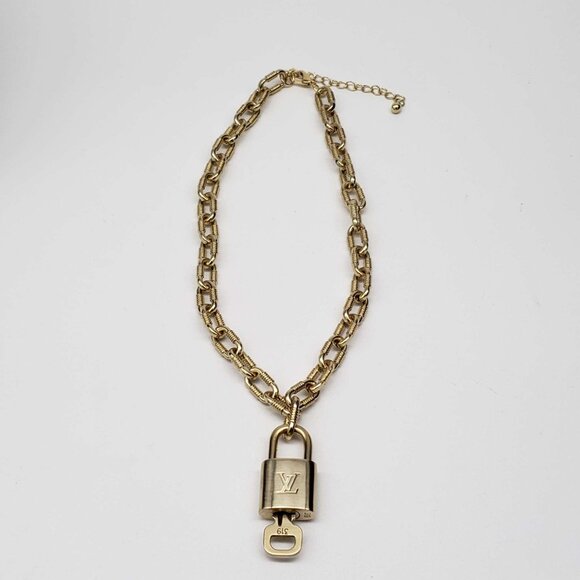 Authentic Louis Vuitton Lock & Key with Unbranded Gold Plated Chain Necklace - Picture 5 of 11